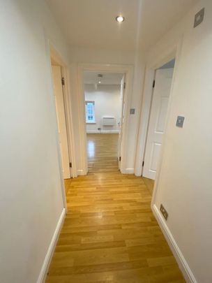 Cowbridge Road East, Cardiff - Photo 1