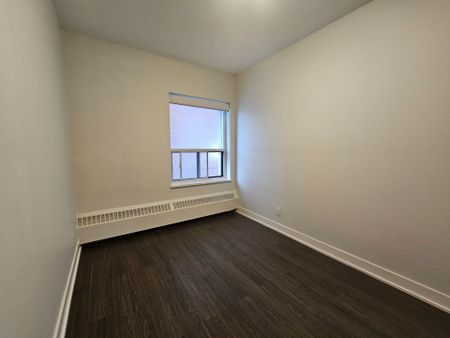 For Lease - 1801 Eglinton Avenue Unit# 204, Toronto, Ontario - Photo 5