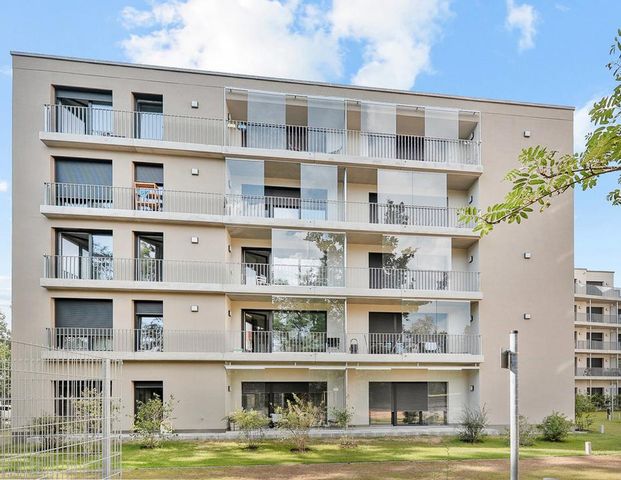 Möbliertes 2-Zimmer-Apartment mit Balkon in Erlangen - Foto 1