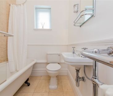 1 Bedroom Flat To Let - Photo 2