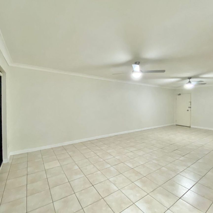 Modern Spacious Family Unit!! - Photo 1