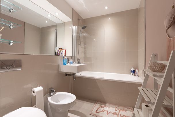 Royal Canal Court, Ashtown, Dublin 15, D15 VN56 - Photo 1