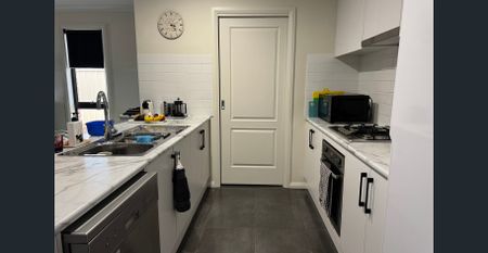 Neat, tidy and low maintenance - Photo 5