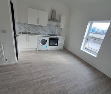 Studio Flat, Rimrose Road, L20 - Photo 1