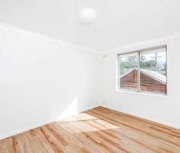 141 Ross Smith Crescent, Scullin ACT 2614 - House For Rent | Domain - Photo 4