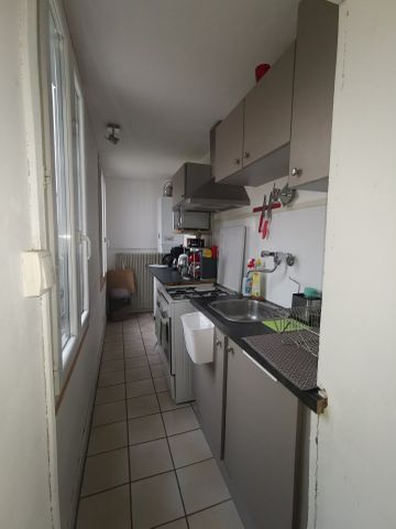 Location Appartement 2 pièces 52m² LIGNY EN BARROIS 55500 - Photo 5