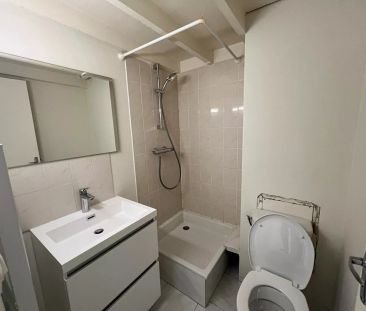 Studio - Tours - secteur Velpeau dans une impasse - Photo 1