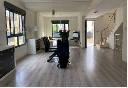 Luxury 4 room Detached House for rent in San Juan de Alicante, Valencia - Photo 5