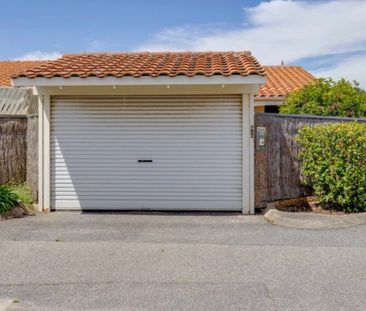 West Lakes - Photo 2