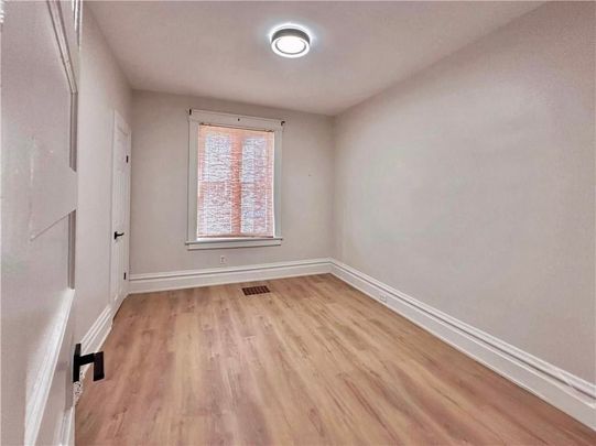 For Lease - 162 IVY Crescent Unit# 2, New Edinburgh - Lindenlea, Ontario - Photo 1