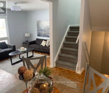 E - 14 LARKSHIRE LANE - Photo 2