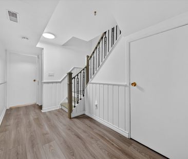 For Lease - 39 Longfellow Court, Whitby, Ontario - Photo 4