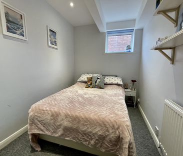 2 bedroom terraced house to rent - Photo 3