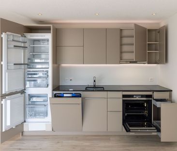 Modern, bright 1.5 ZWHG OG, 9 m² conservatory & 1 PARKING SPOT INCL... - Foto 5