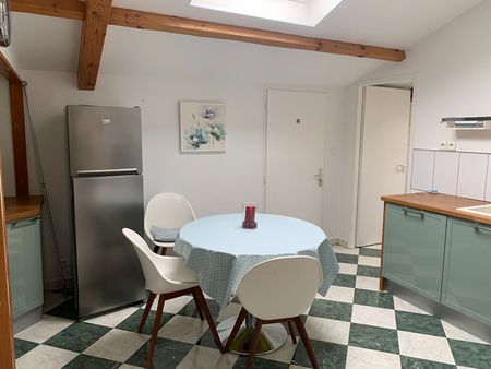 Location appartement 2 pièces, 74.09m², Saint-Germain-de-Lusignan - Photo 4