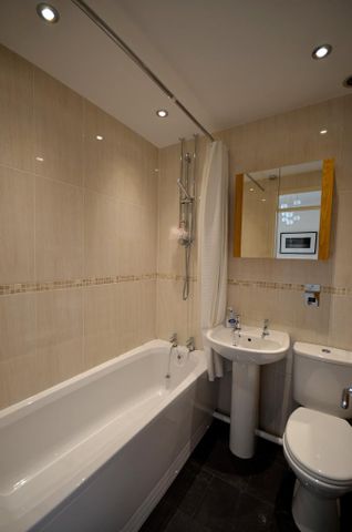 2 bedroom house to rent - Photo 4