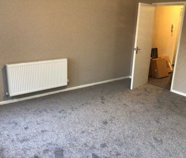 1 Bed Flat, Limefield Court, M7 - Photo 4