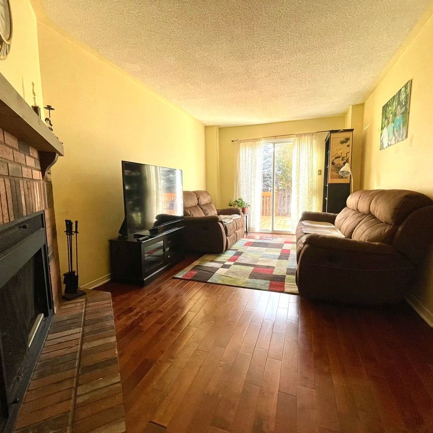 For Lease - 1235 Blackburn Drive Unit# Unit 2, Oakville, Ontario - Photo 1