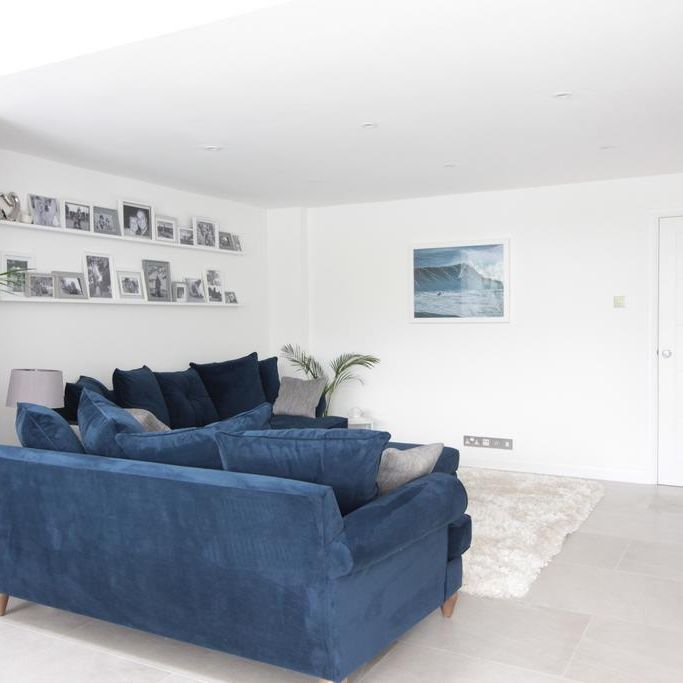 5 bedroom semi-detached house to rent - Photo 1