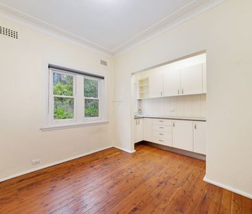 Home For Rent - Photo 4