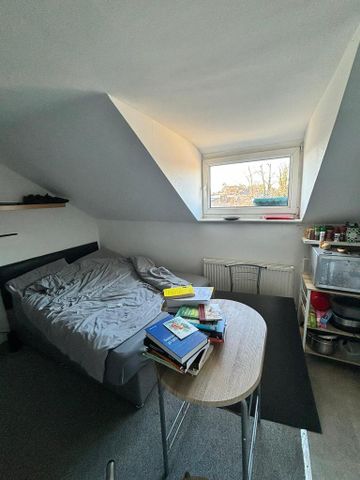 Studio to rent - Photo 2