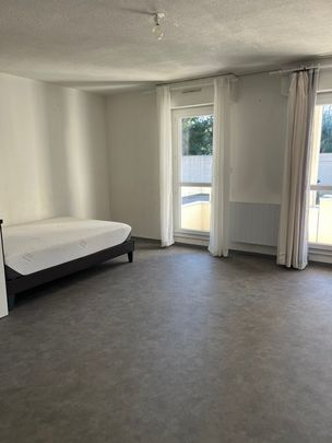 Location Appartement 1 pièce 35m² - Photo 1