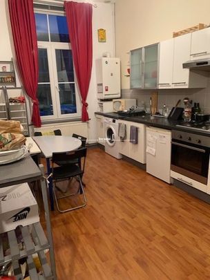 Location Appartement 5 pièces 85m² LILLE 59800 - Photo 1