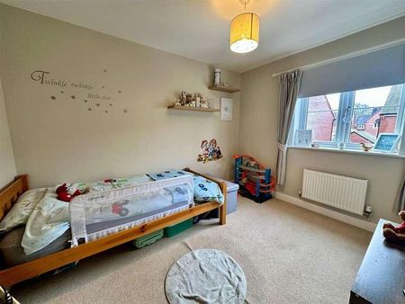 Hewetson Way, Bideford, EX39 - Photo 3