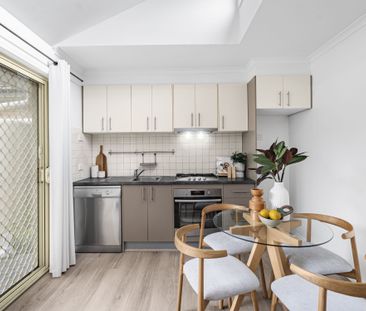 Charming Thomastown Home: Your Next Sanctuary Awaits! - Photo 4