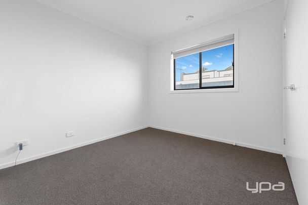 PERFECT FAMILY HOME! - Photo 1