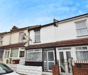 4 bedroom terraced house to rent - Photo 6