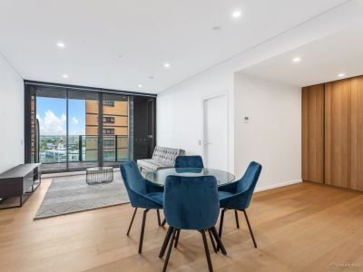 Elegant Residence with Exceptional Amenities and Ultimate Convenience - Photo 2