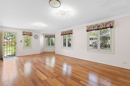 1/7 Parklands Road, Mount Colah NSW 2079 - House For Rent | Domain - Photo 2