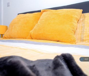 1 bedroom in a house share to rent - Photo 5