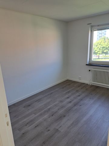 Henrik Gjutares gata, Skövde - Photo 4