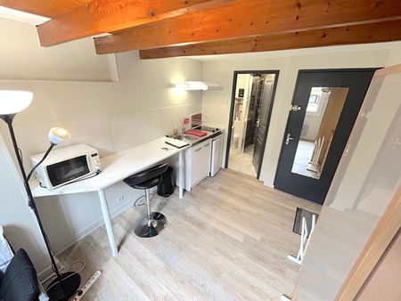 A LOUER APPARTEMENT 1 PIECE AVEC MEZZANINE - BORDEAUX COURS VICTOR HUGO - Photo 3