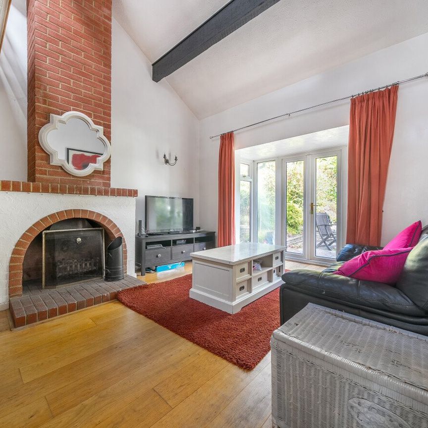 3 bedroom detached house to rent - Photo 1