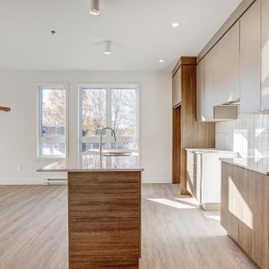 IMMEUBLE 55 ans et plus - 4 1/2 STATIONNEMENT INTÉRIEUR - ASCENSEUR - Photo 2