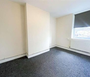 Seaside, Eastbourne, BN22 - Photo 1