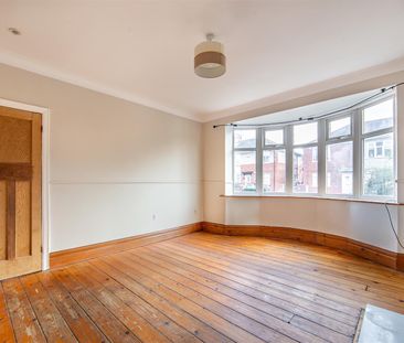 2 bed flat to rent in Ferndene Grove, High Heaton, NE7 - Photo 1