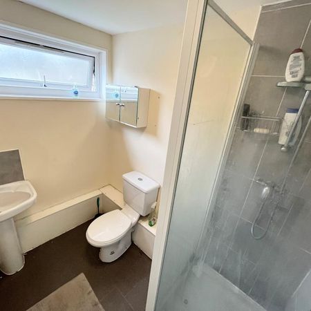 1 bedroom property to rent Norfolk Park Road, Sheffield, South Yorkshire, S2 - Photo 3