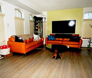 For Lease - 25 Camilleri Road, Ajax, Ontario - Photo 2