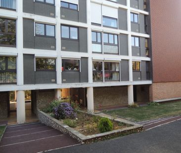 Appartement à louer - REIMS - RUE DE BEZANNES - Photo 6
