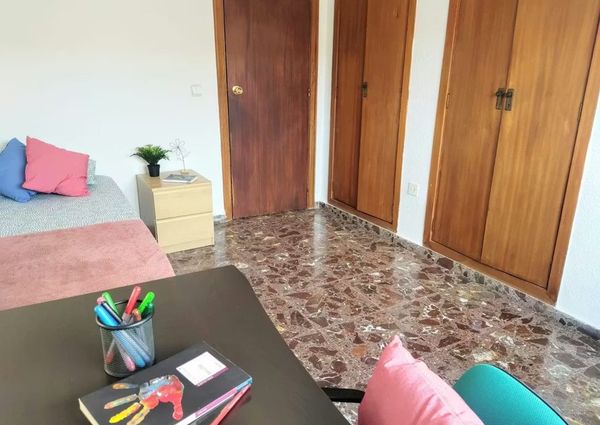 Carrer dIbi, Paterna, Valencian Community 46989