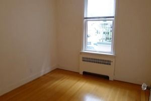 Devon Manor in Fairview Unfurnished 2 Bed 1 Bath Apartment For Rent at 9-1255 West 12th Ave Vancouver - Photo 3