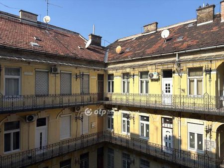 Kiadó újszerű állapotú lakás - Budapest XIII. kerület - Photo 2