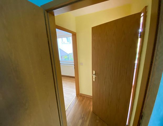 Helle 2-Raum-Wohnung in Reichenbach (Hochparterre) - Photo 1