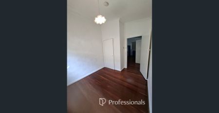 Timeless 1920s South Bunbury Character Home - Photo 3