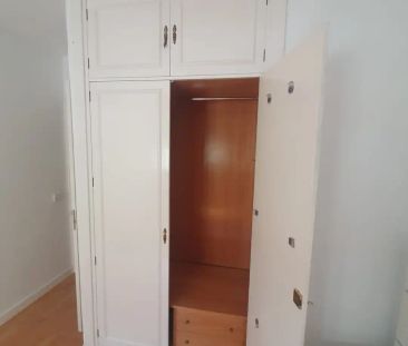 Piso de alquiler en Calle de Cebreros, Lucero - Photo 6