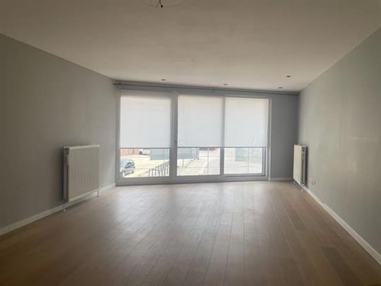 Appartement te huur - Photo 1